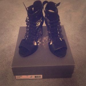 Vince Camuto Fossel